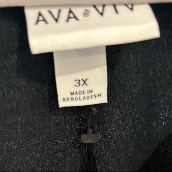 Ava & Viv Plus Size Flared Long Sleeve Black Satin Blouse, Shimmery Black Top - Picture 12 of 13